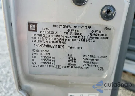 2007 Chevrolet Silverado C2500 Heavy Duty z USA, uszkodzony, nr VIN 1GCHC29U07E114699